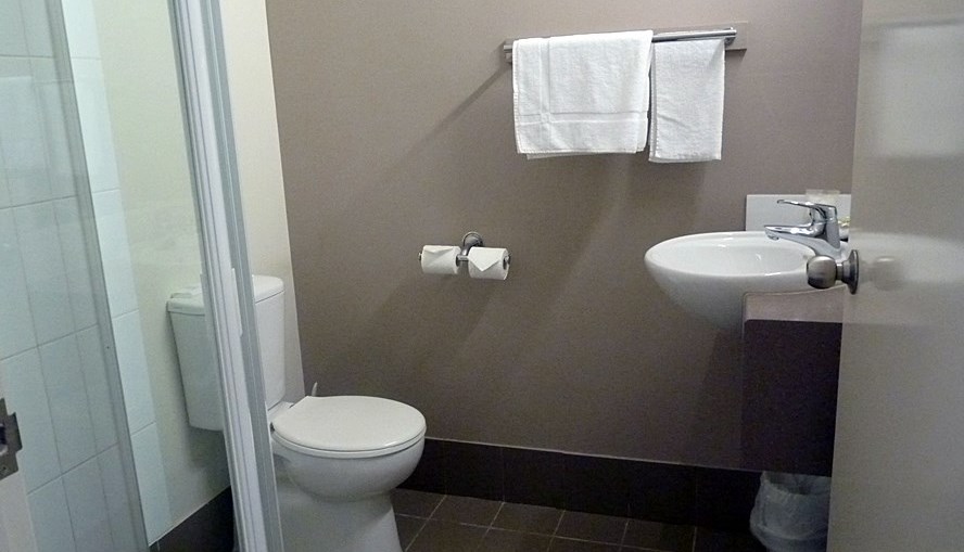 Family Room Ensuite
